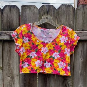 Floral crop top sz. M